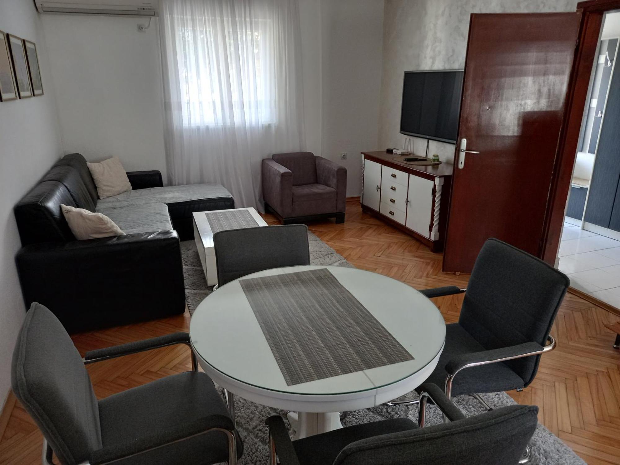 Ferienwohnung Stan U Maslinama Podgorica Exterior foto